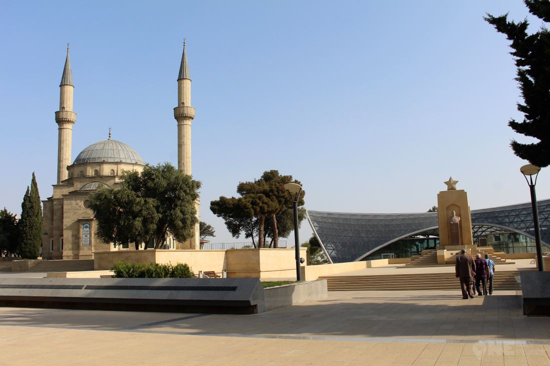 Мечеть в Баку