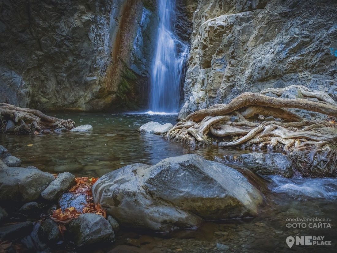 Водопад Милломерис Кипр