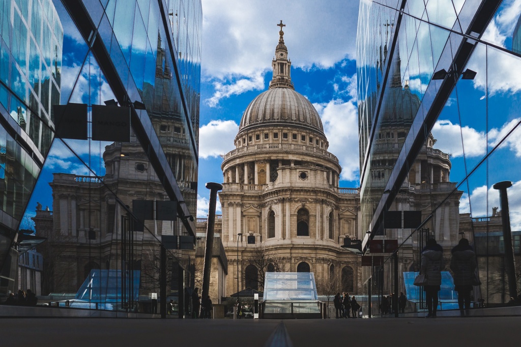 Великобритания Лондон самый популярный город Европы Собор Святого Павла.jpg